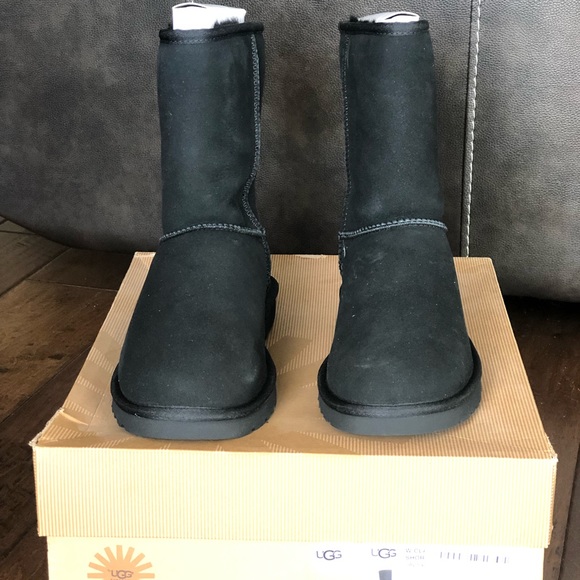 UGG Shoes - Ugg Boots classic short